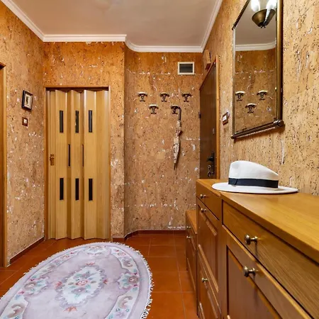 Апартамент Retro-lux 2br In Kapana Old Town View