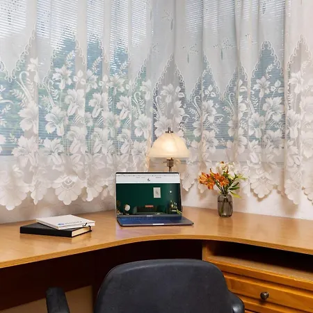 Retro-lux 2br In Kapana Old Town View Апартамент *