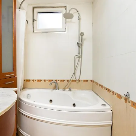 Retro-lux 2br In Kapana Old Town View